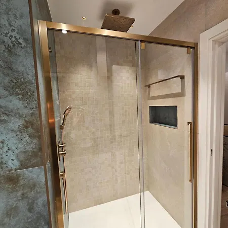 Luxury Spacious Maringo Lägenhet