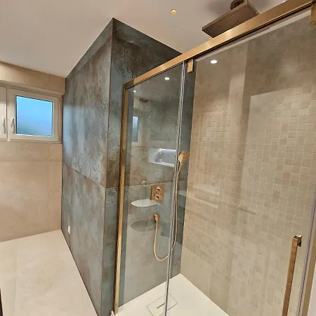 Lägenhet Luxury Spacious Maringo *